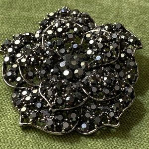 Black Crystal flower brooch